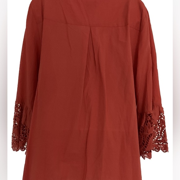 Chico’s top - Picture 2 of 2